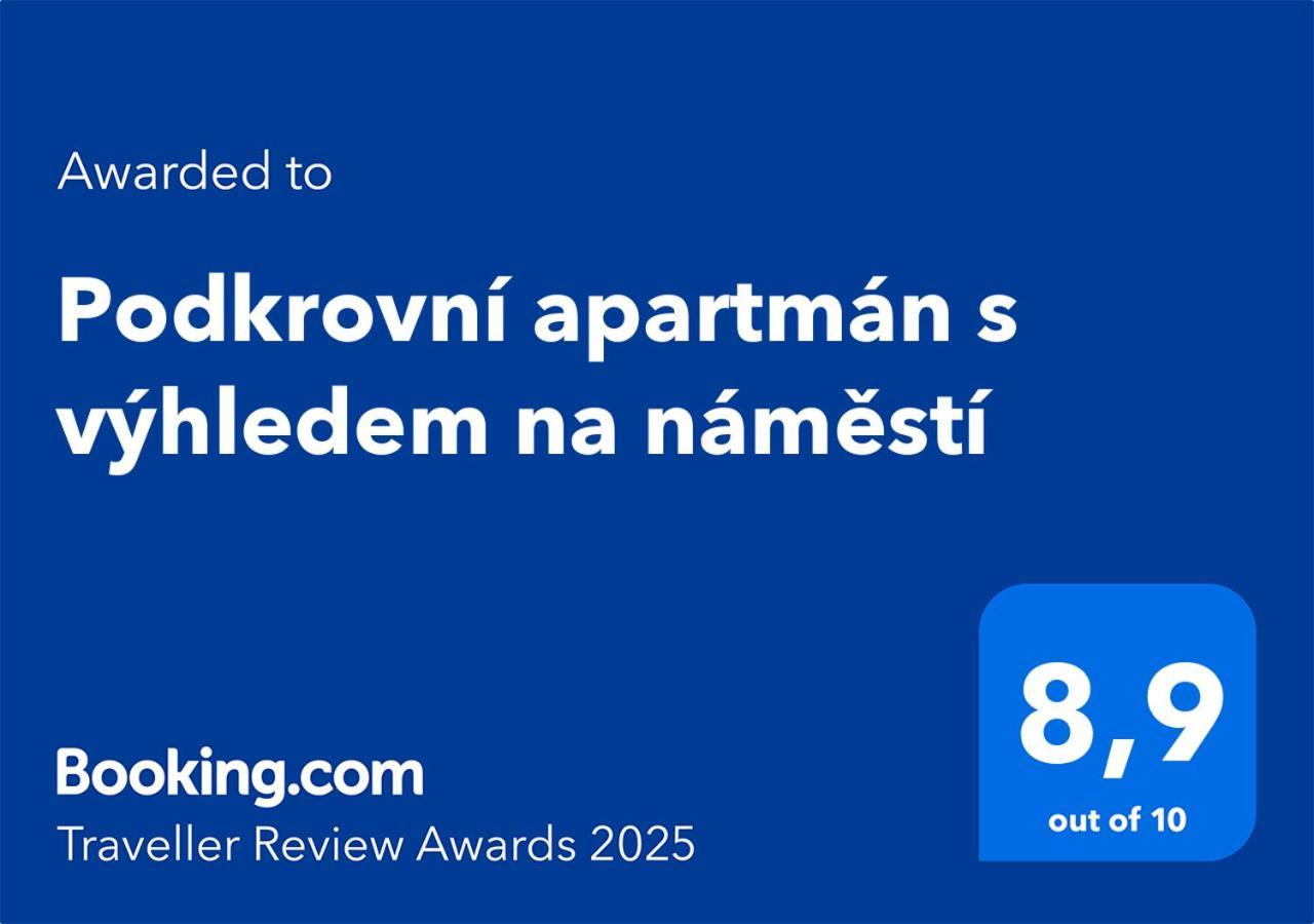 Podkrovni Apartman S Vyhledem Na Namesti Lomnice nad Lužnicí Eksteriør bilde